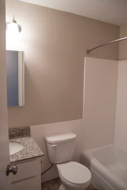 Minneapolis Apartment: 815 13th Ave SE