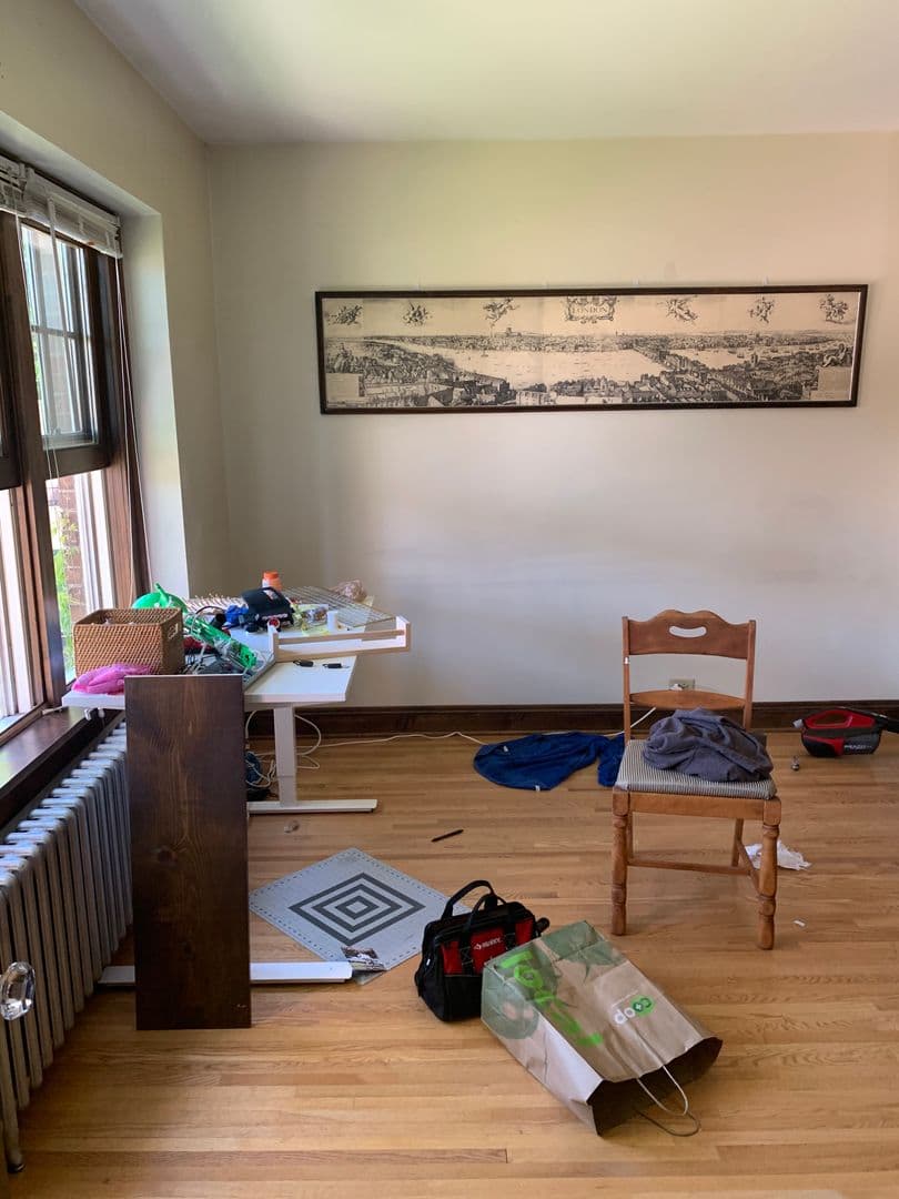 Minneapolis Apartment: 813 University Ave SE