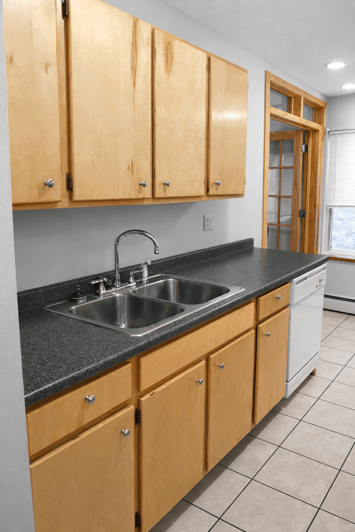 Minneapolis Apartment: 414 7th Ave SE