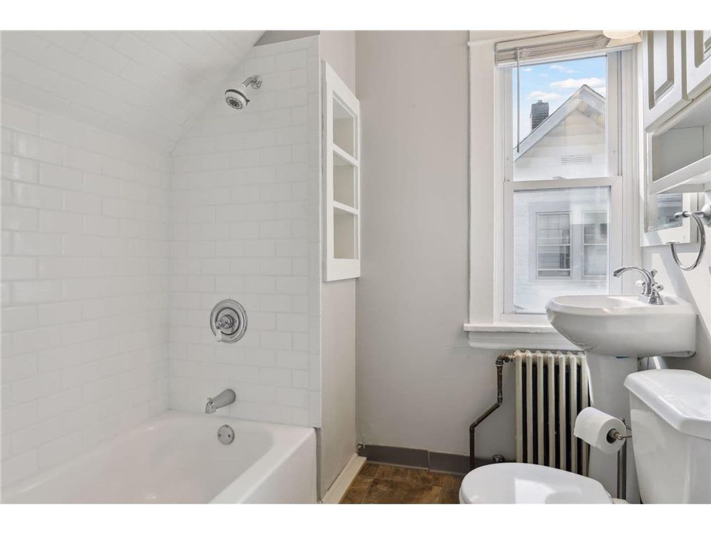 St. Paul House: 1642 Marshall Ave
