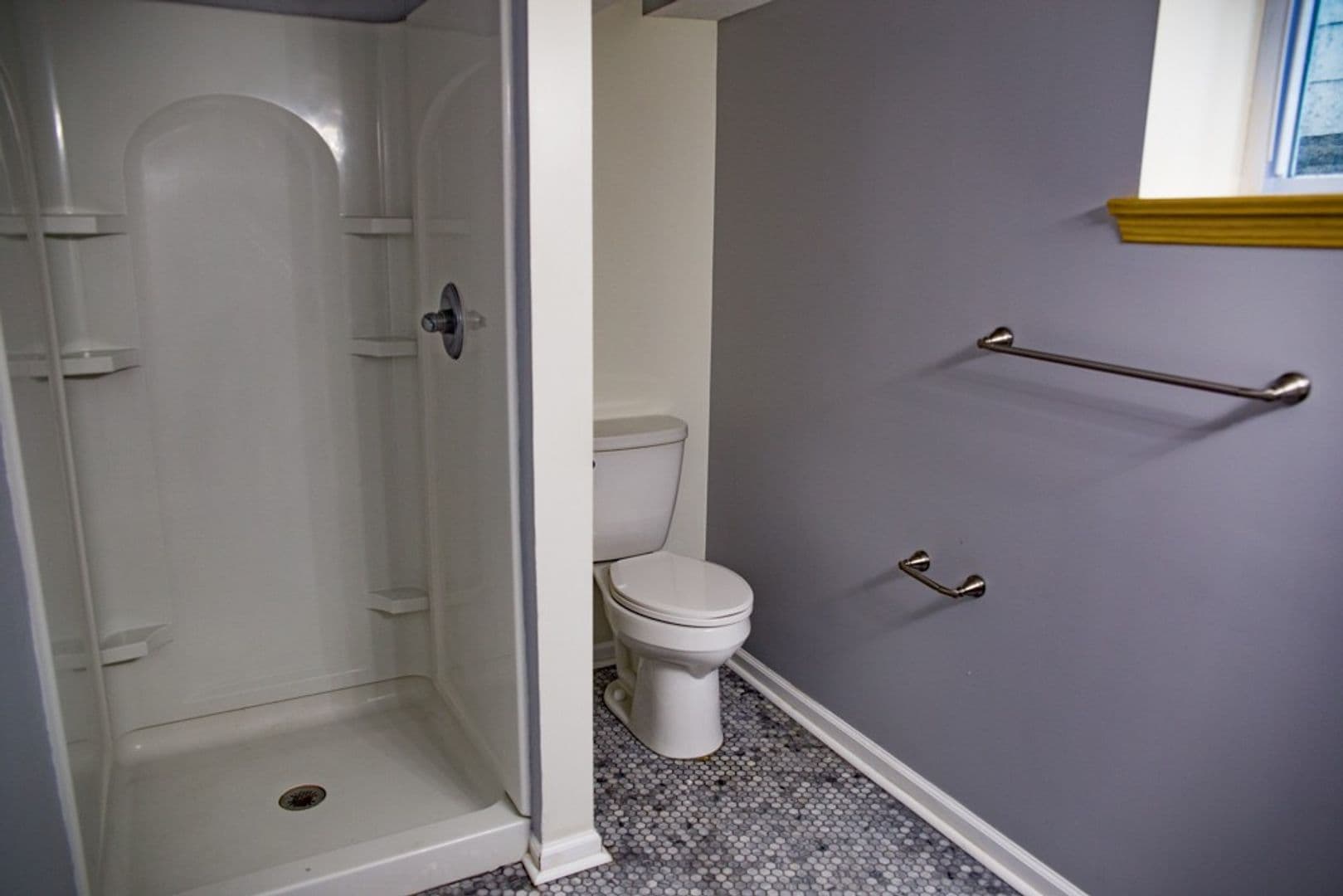Minneapolis Apartment: 1212 Como Ave SE