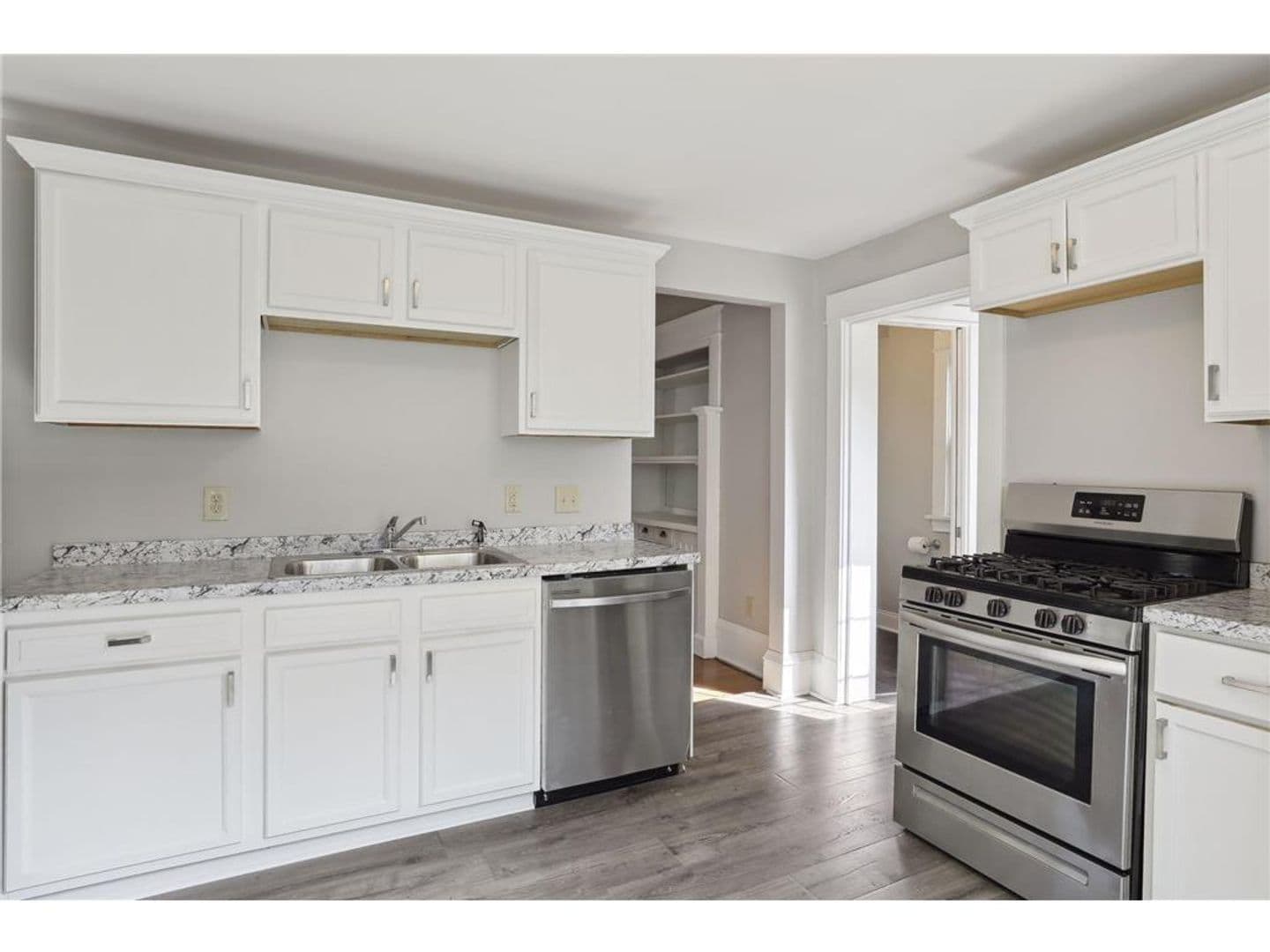 St. Paul House: 1642 Marshall Ave