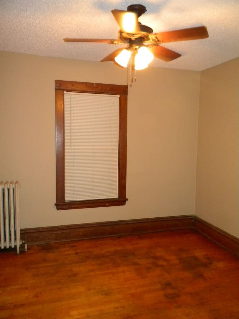 Minneapolis Apartment: 742 Buchanan St NE