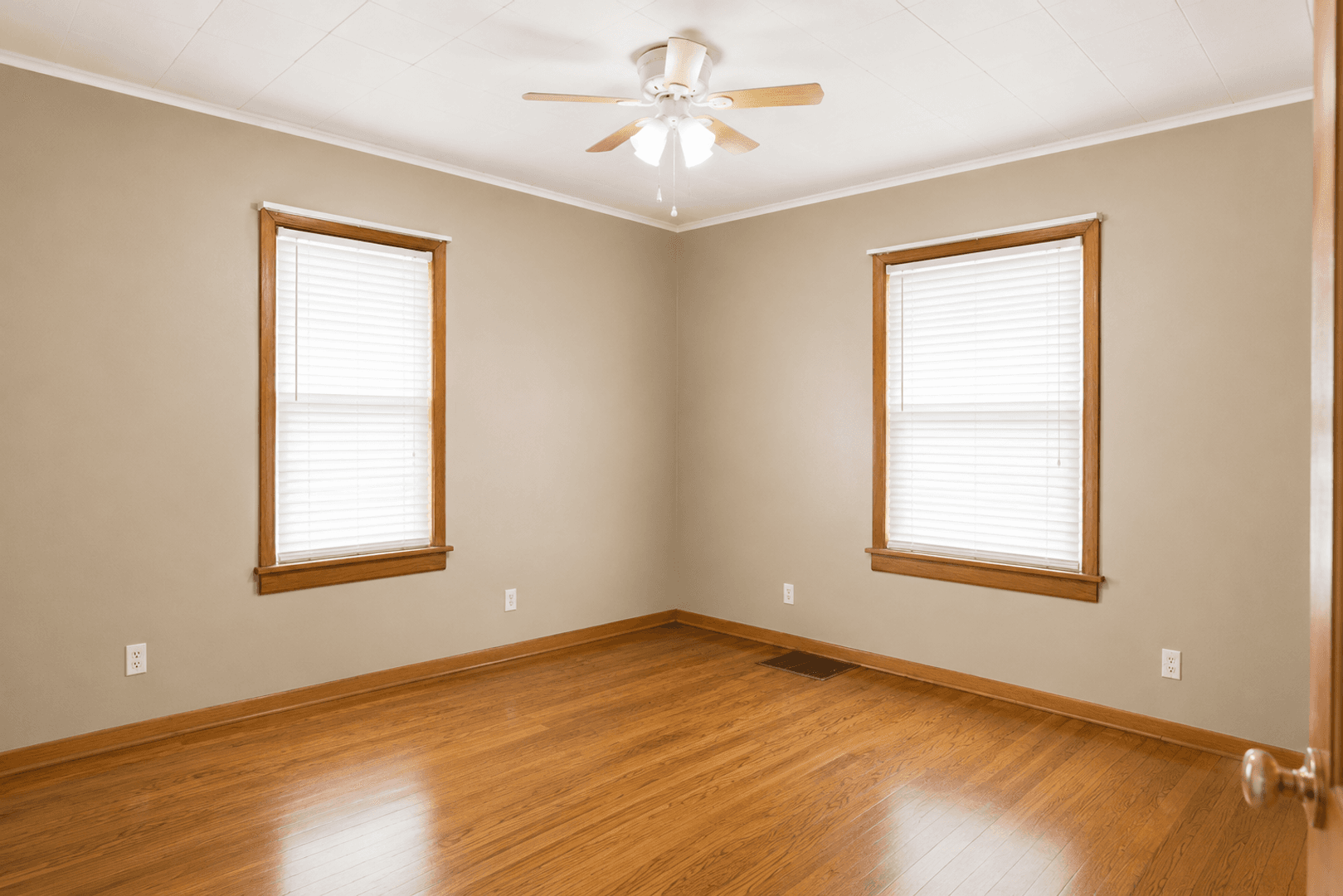 Minneapolis Apartment: 608 8th St SE
