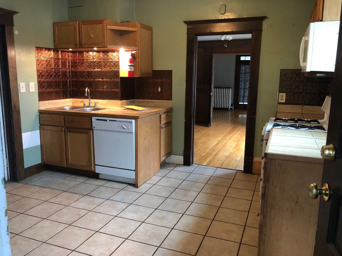 Minneapolis Apartment: 1114-16 14th Ave SE