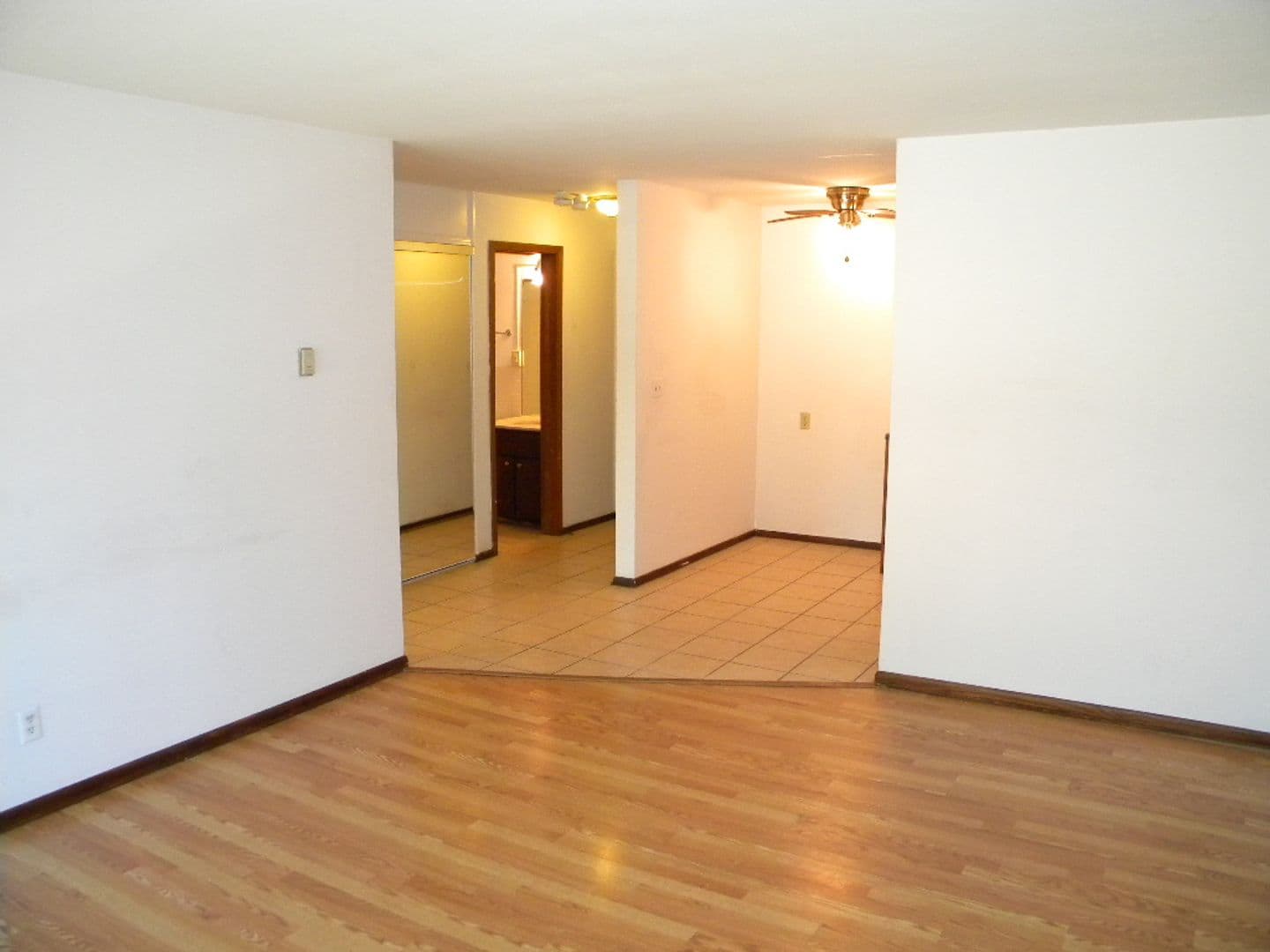 Minneapolis Apartment: 904-912 21st Ave S