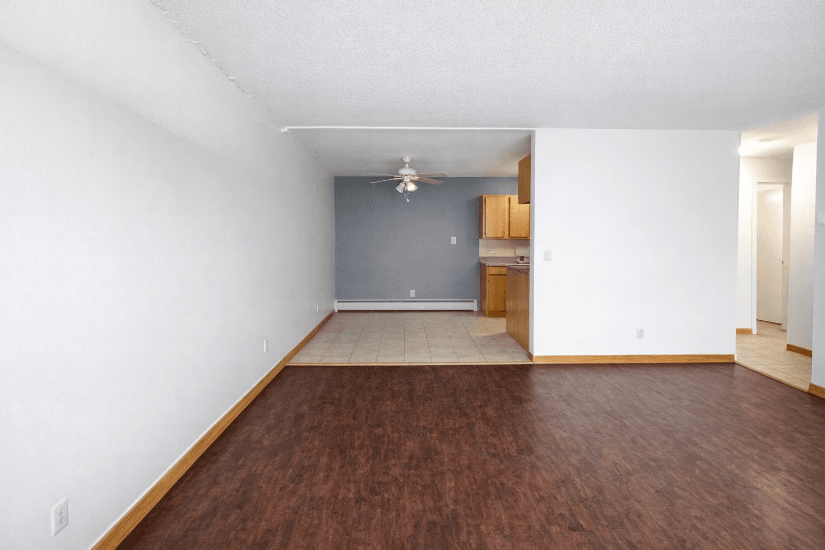 Minneapolis Apartment: 414 7th Ave SE