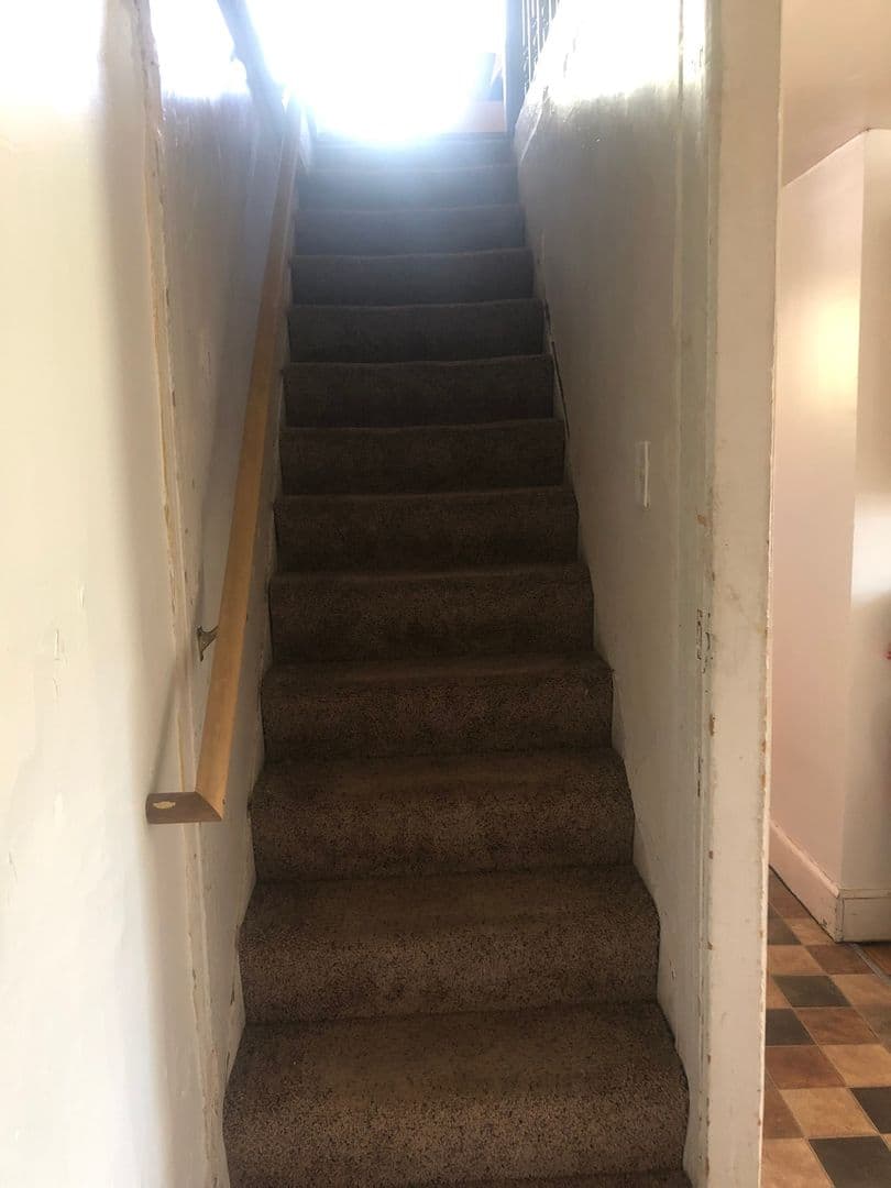 Minneapolis Apartment: 821 6th St SE