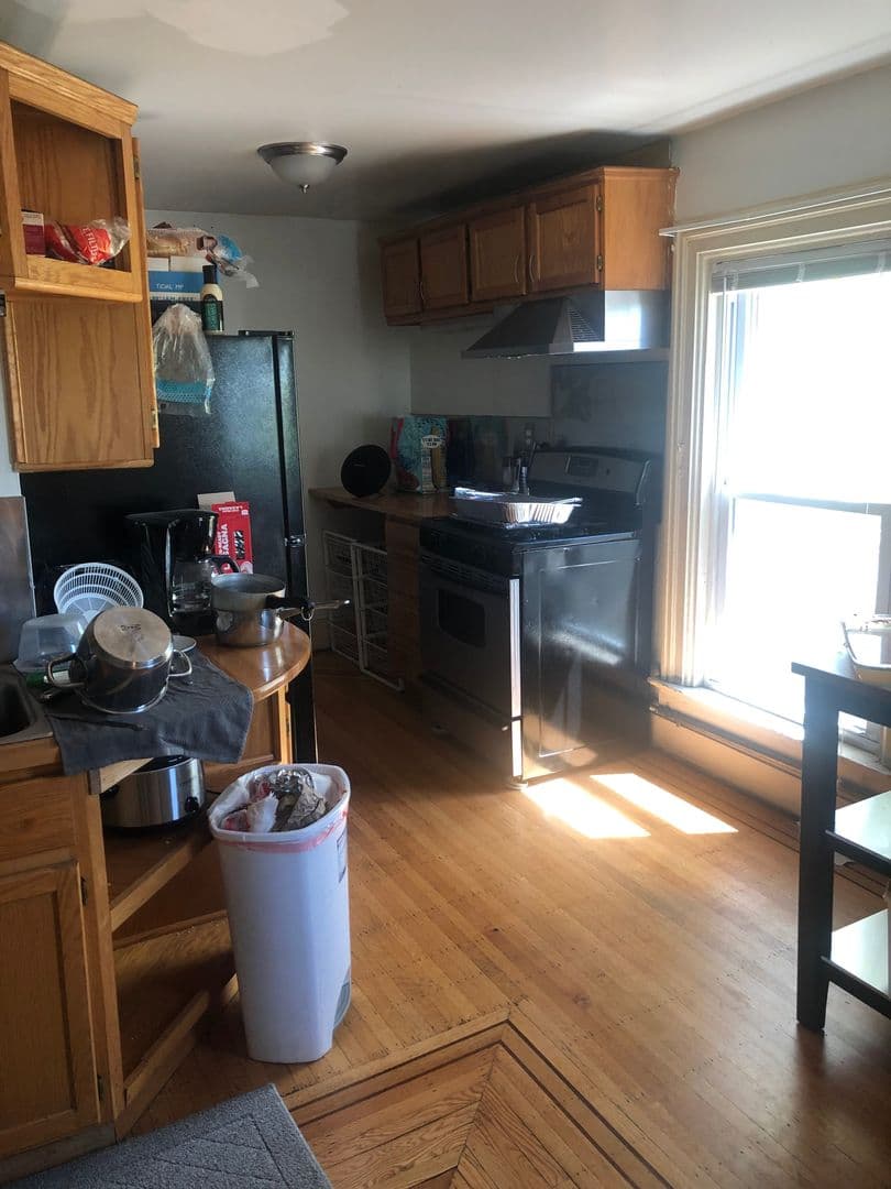 Minneapolis Apartment: 821 6th St SE