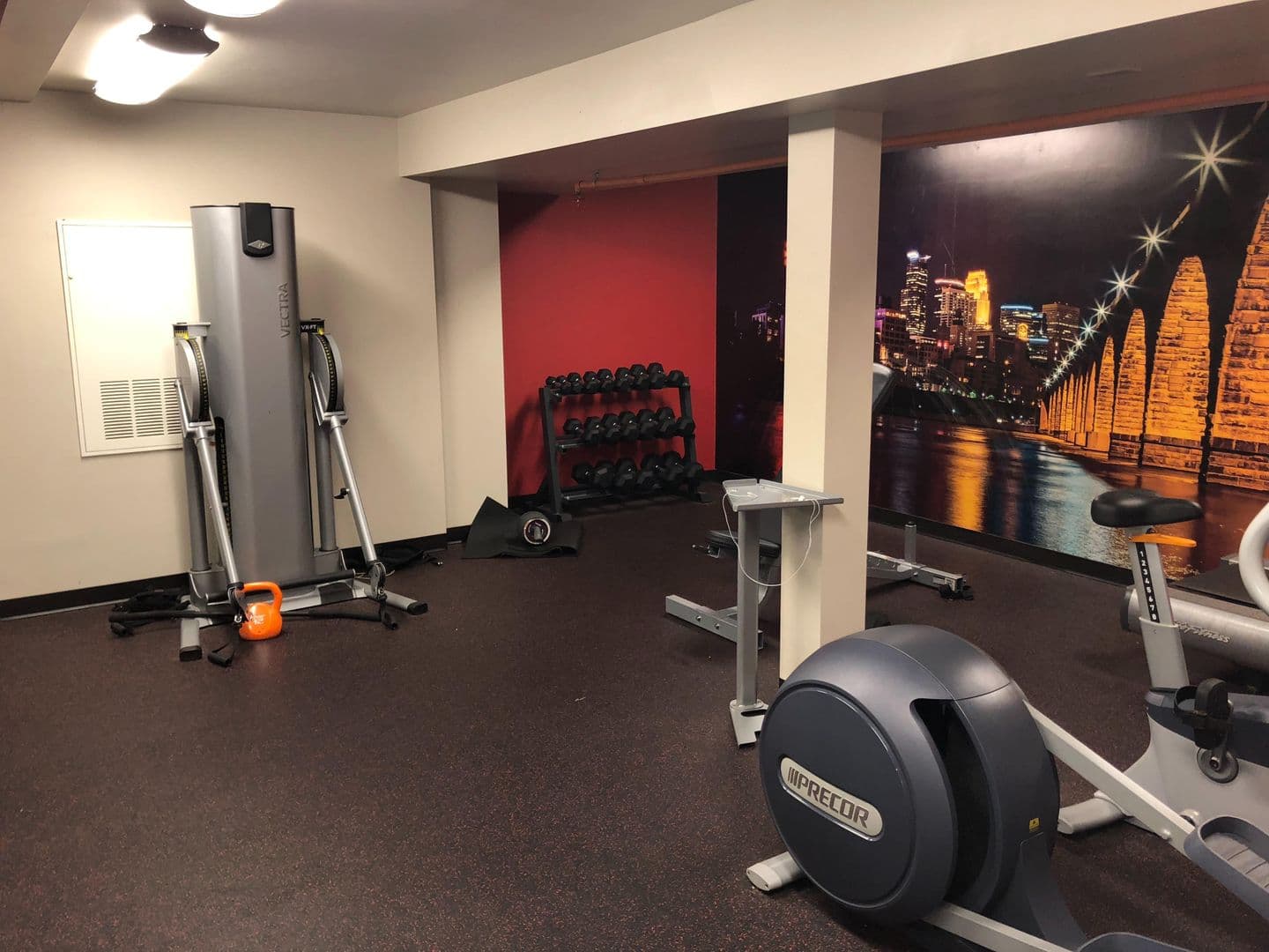 Minneapolis Apartment: 815 13th Ave SE