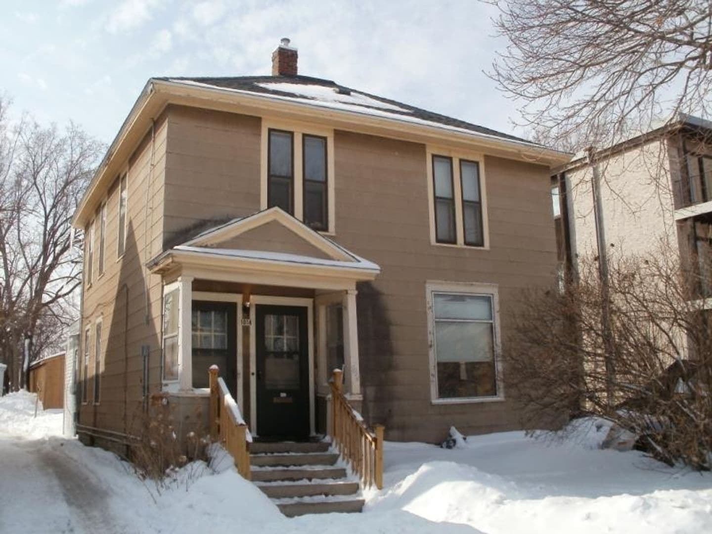 Minneapolis Apartment: 1014 7th St SE