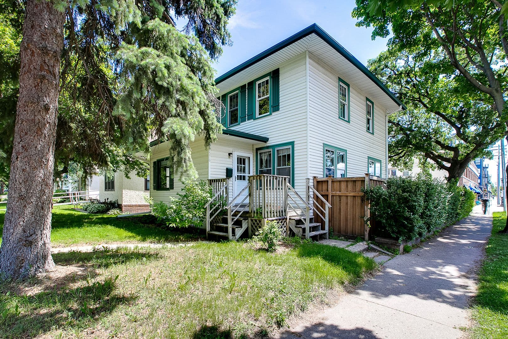St. Paul House: 1576 Sargent Ave