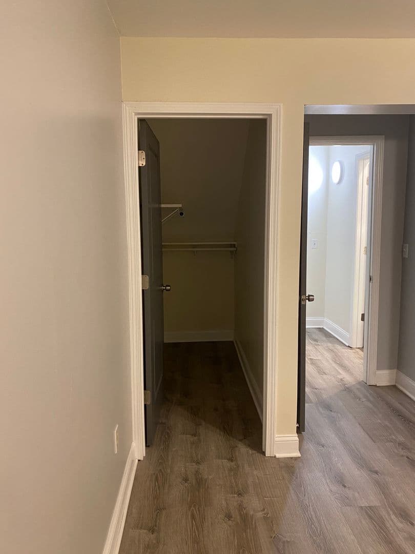 Minneapolis House: 425 8th Ave SE