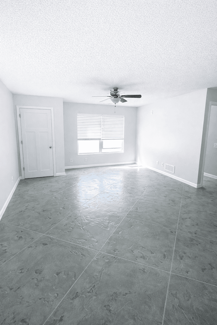Minneapolis Apartment: 633 Ontario St SE