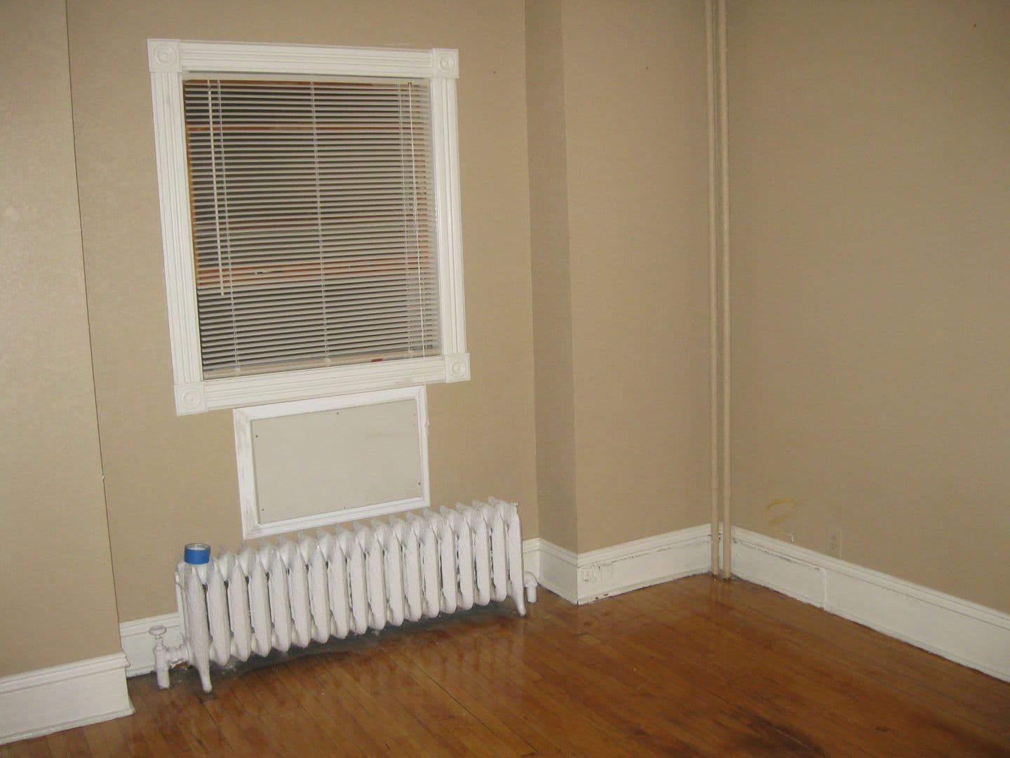 Minneapolis Apartment: 628-30 11th Ave SE