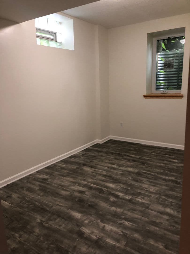 Minneapolis House: 1076 18th Ave SE