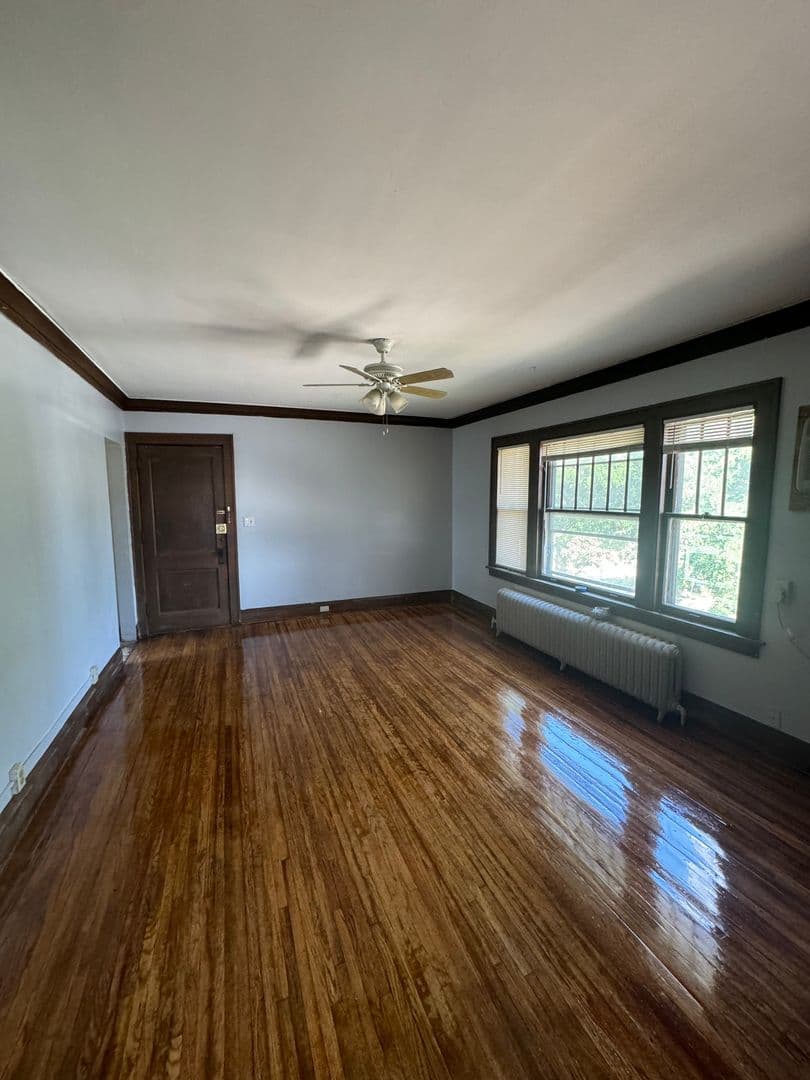 Minneapolis Apartment: 806-08 5th St SE