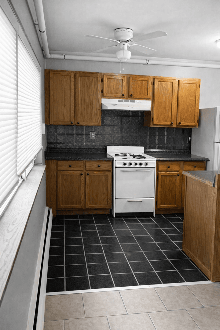 Minneapolis Apartment: 814 8th St SE
