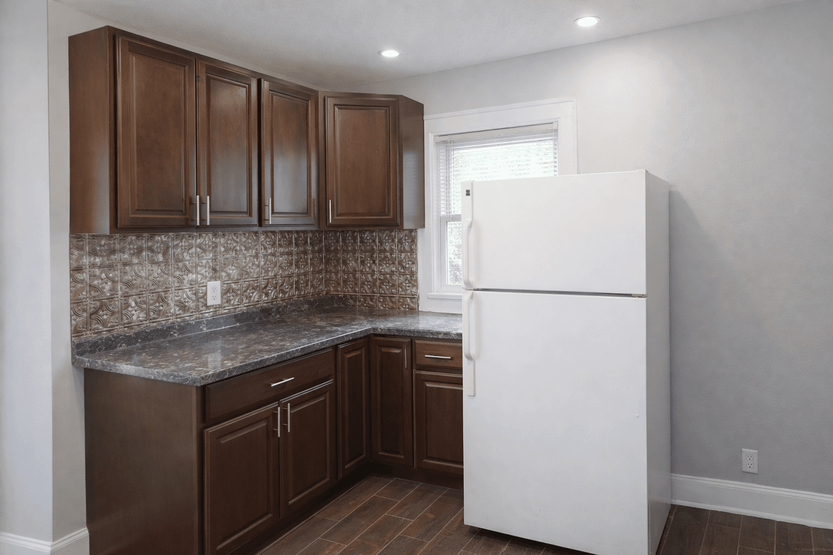 Minneapolis House: 809 13th Ave SE