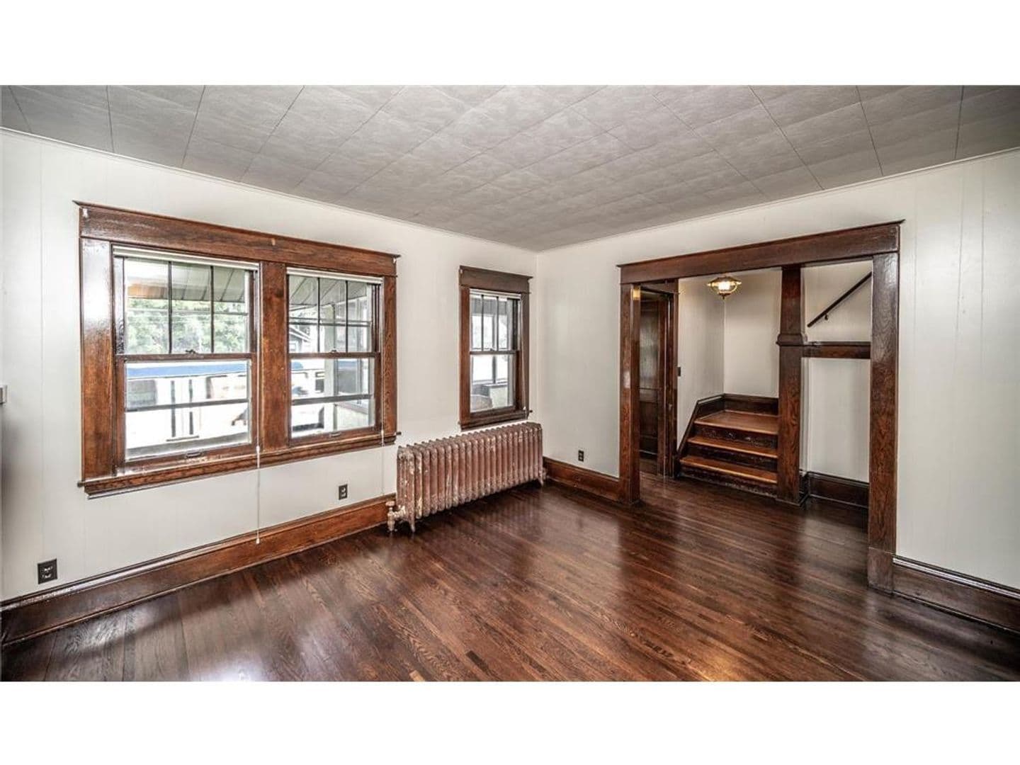 St. Paul House: 216 Cretin Ave N