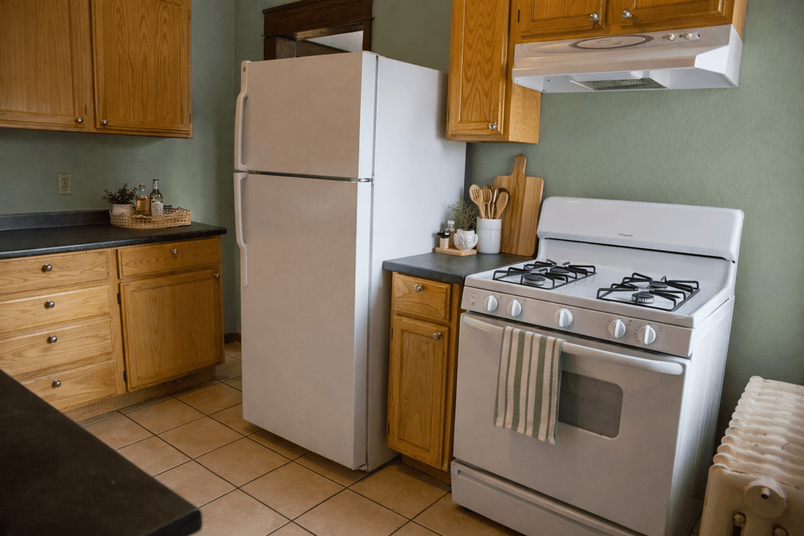 Minnneapolis Apartment: 417 11th Ave SE