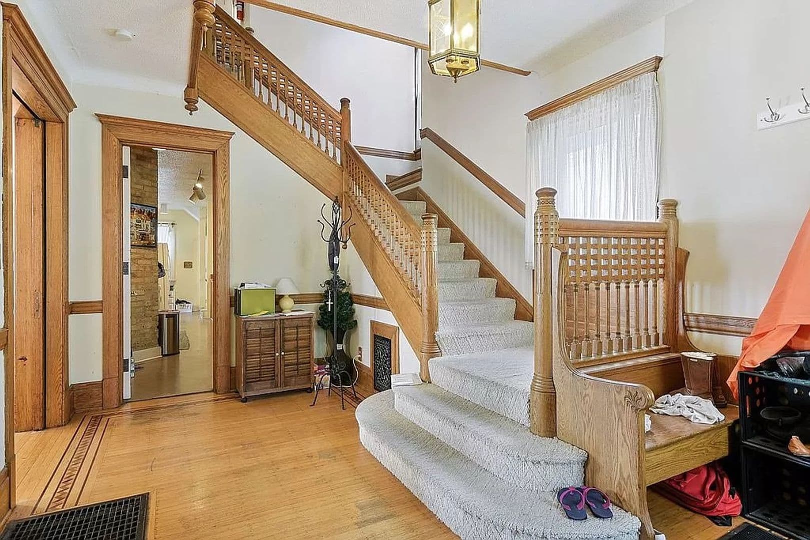 Minneapolis House: 818 7th St SE
