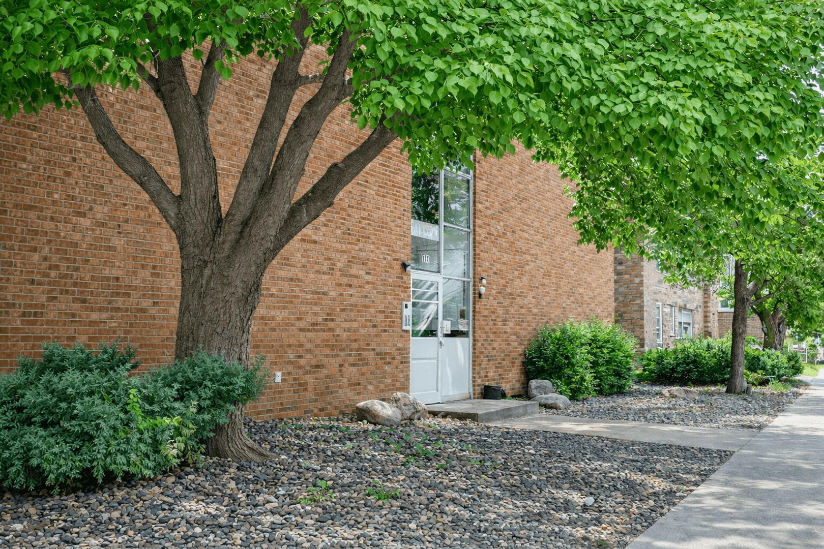 Minneapolis Apartment: 801 University Ave SE