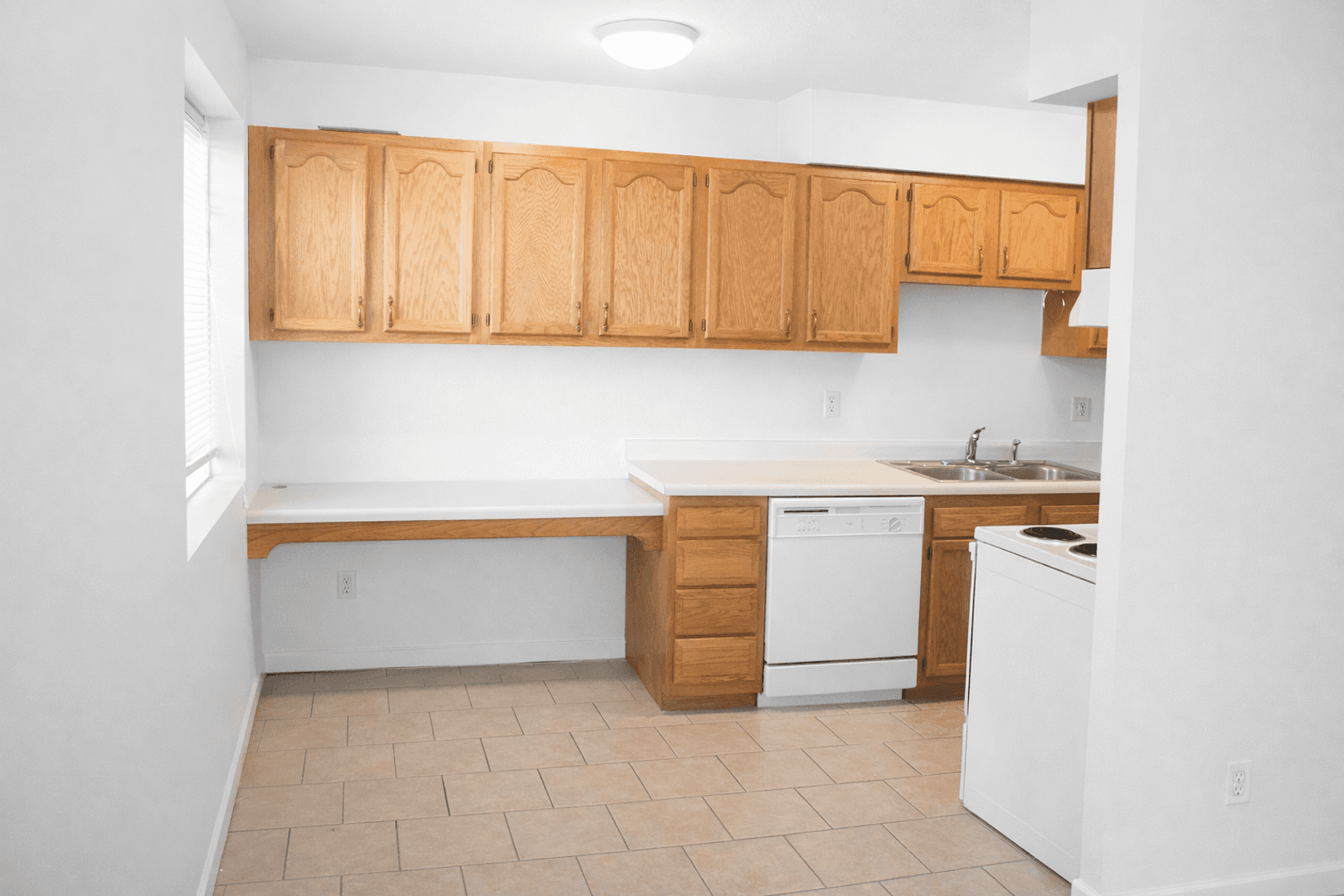 Minneapolis Apartment: 616 10th Ave SE