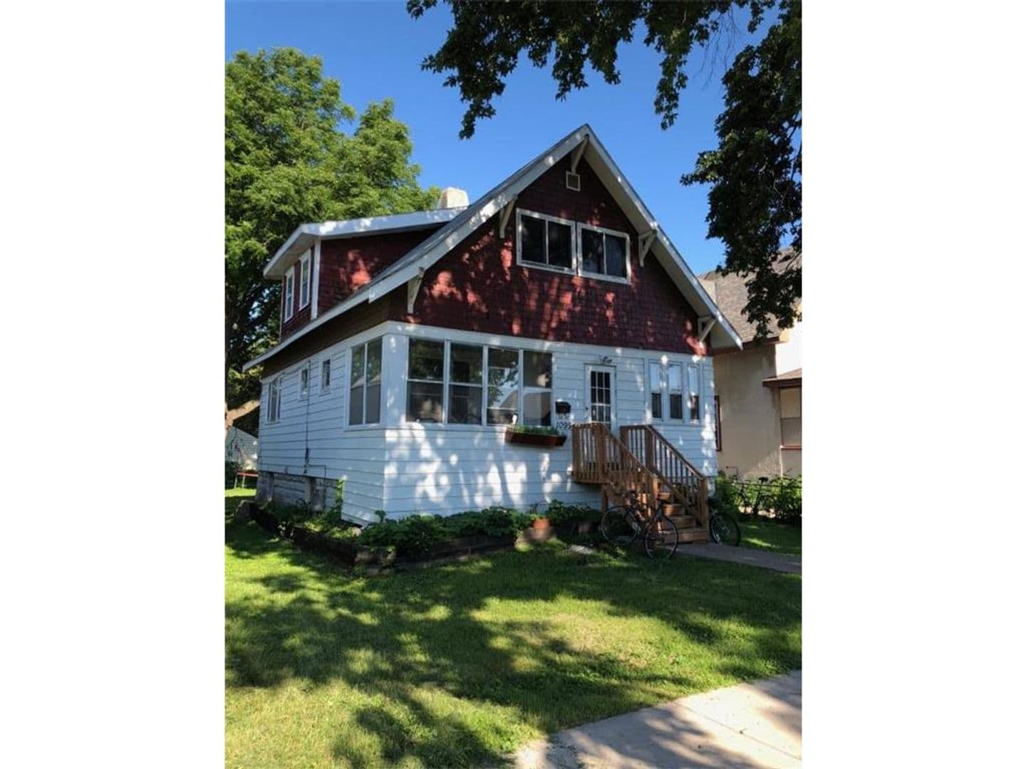 Minneapolis House: 1099 17th Ave SE