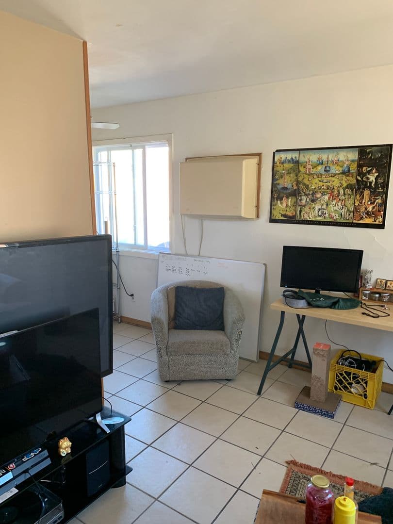 Minneapolis Apartment: 414 7th St SE