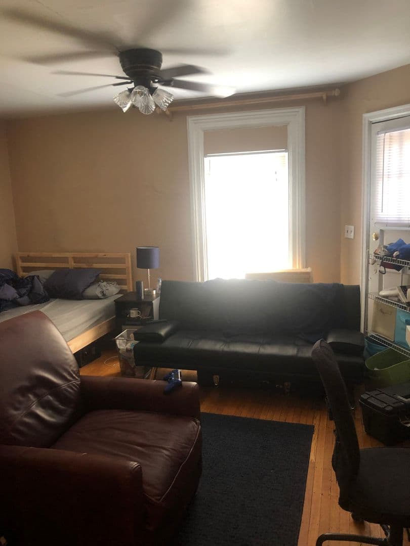 Minneapolis Apartment: 821 6th St SE