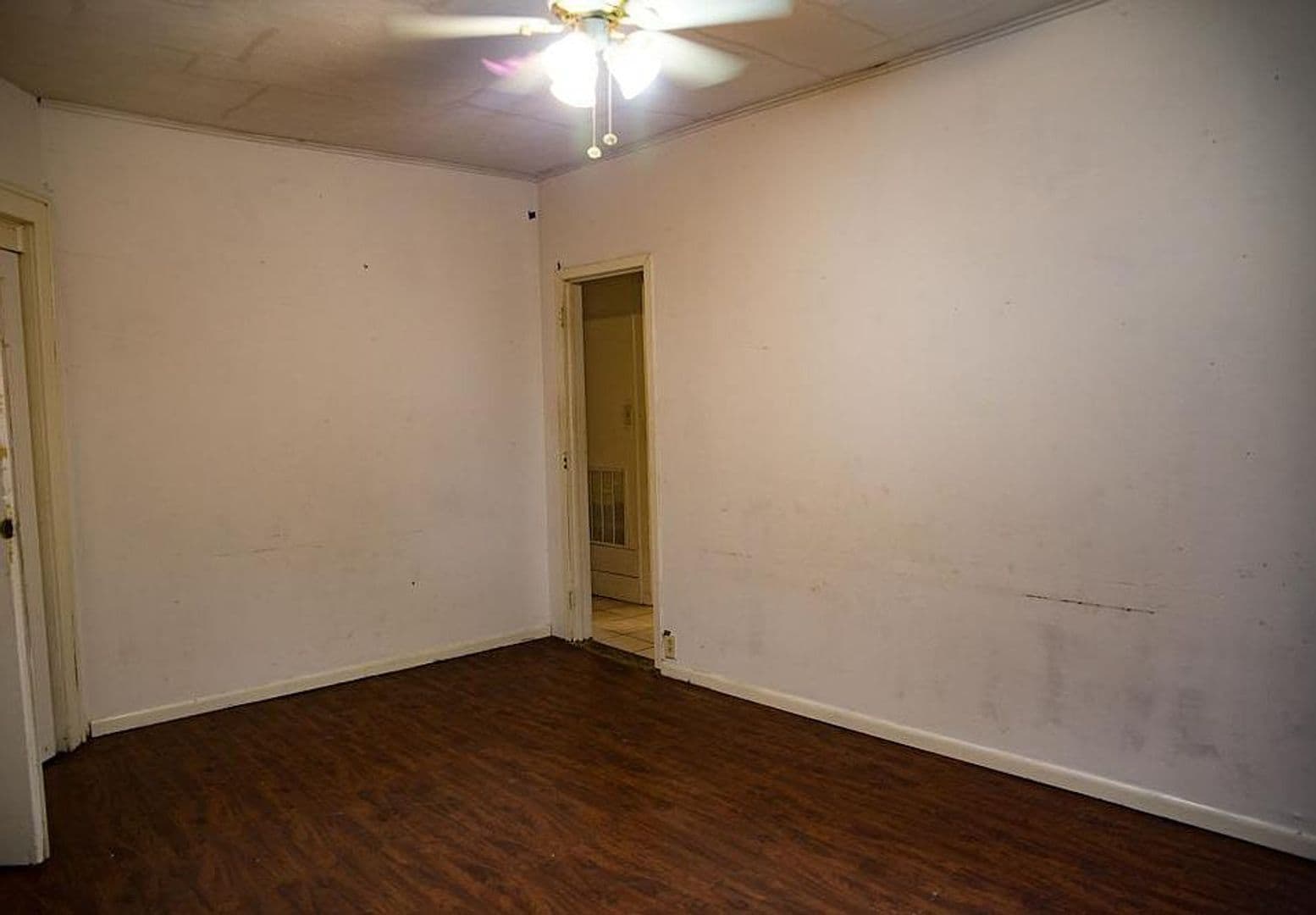 Minneapolis Apartment: 1109 13th Ave SE