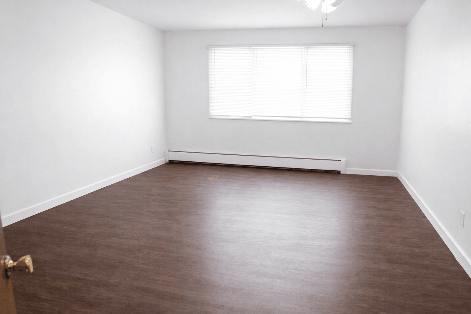 Minneapolis Apartment: 800 University Ave SE