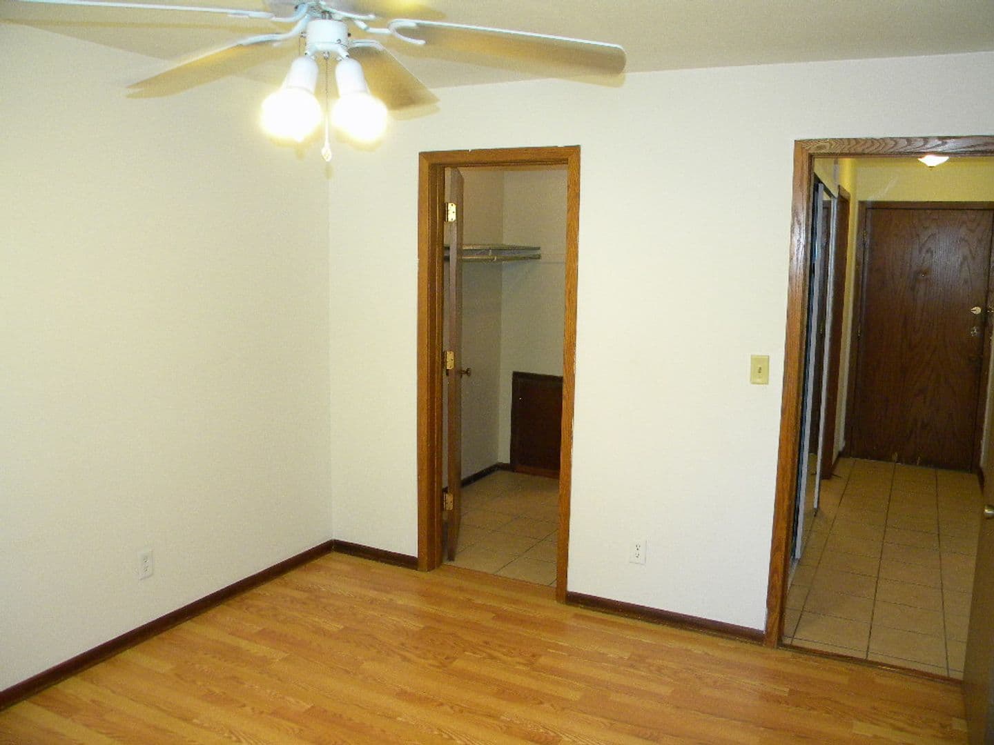 Minneapolis Apartment: 904-912 21st Ave S