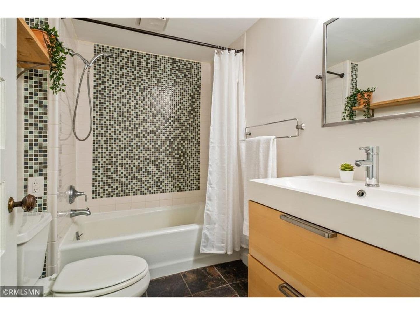 St. Paul House: 1543 Iglehart Ave