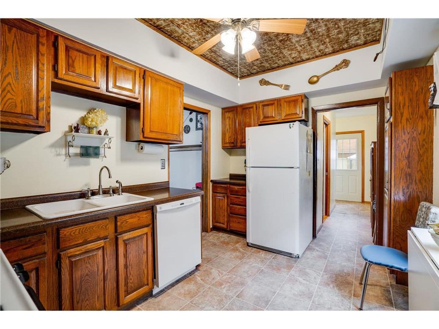 St. Paul House: 1620 Concordia Ave
