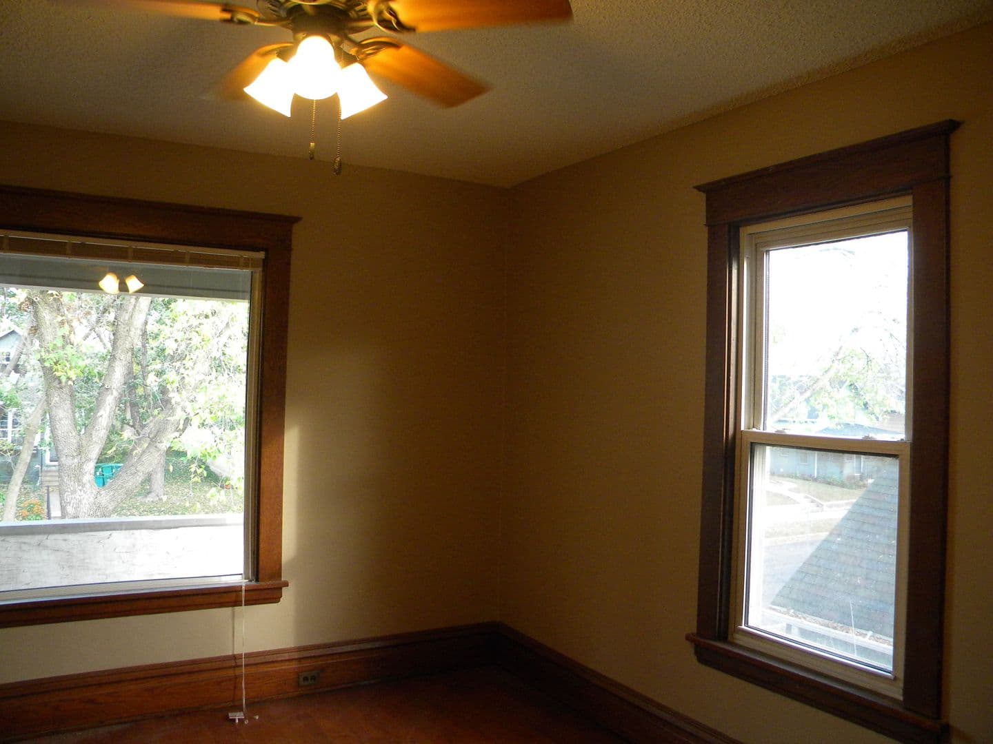 Minneapolis Apartment: 742 Buchanan St NE