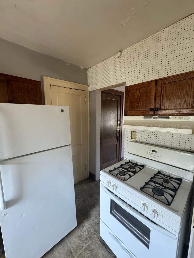 Minneapolis Apartment: 806-08 5th St SE