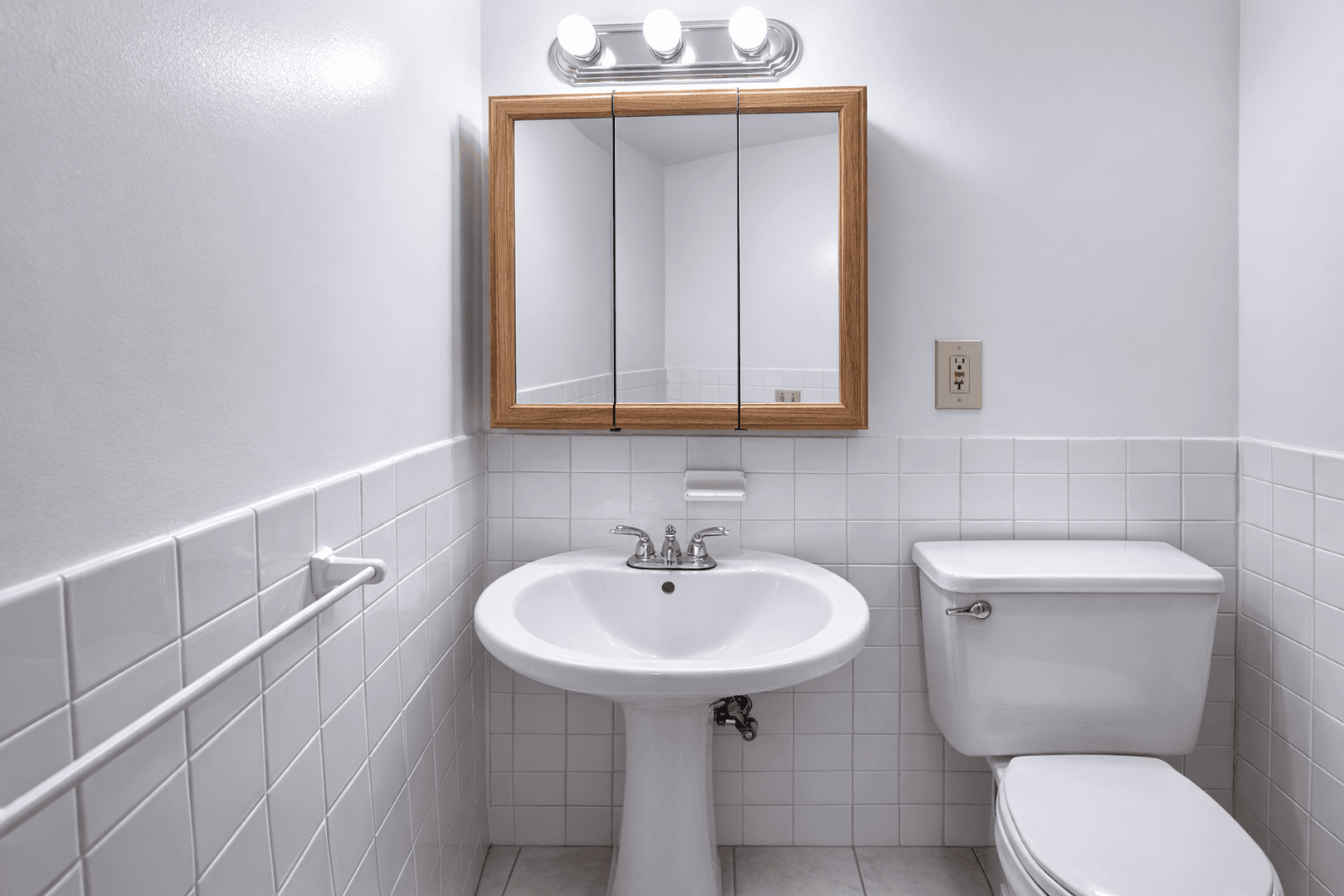 Minneapolis Apartment: 800 University Ave SE