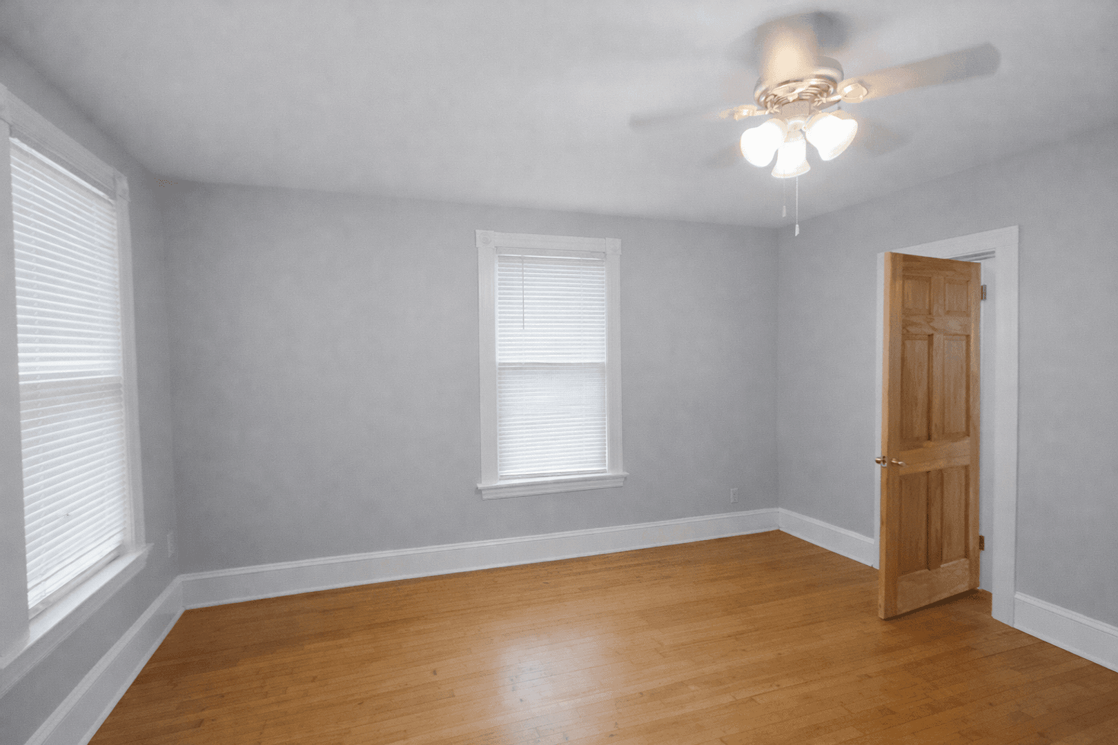 Minneapolis House: 809 13th Ave SE