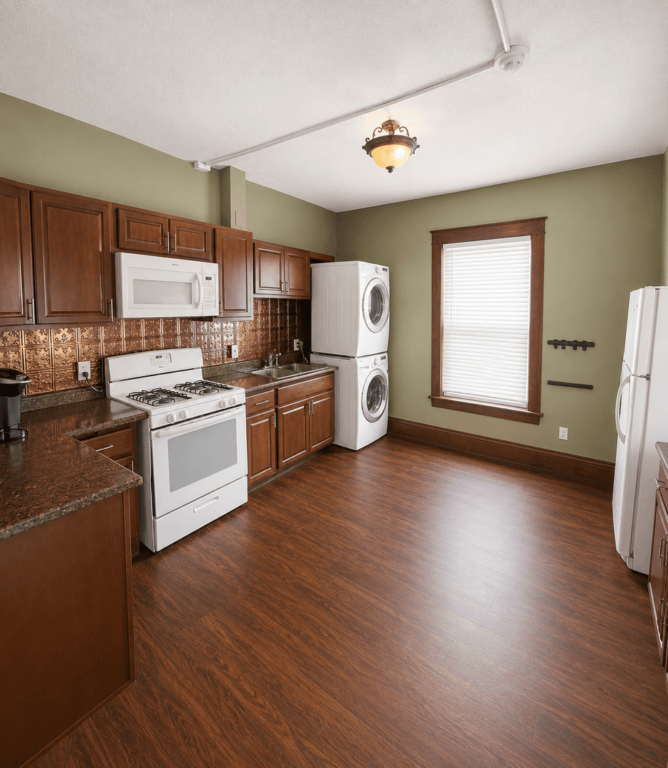 Minneapolis Apartment: 1231 8th St SE