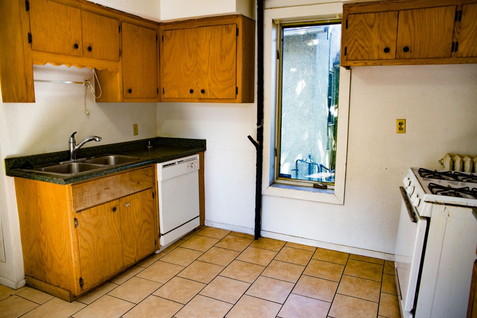 Minneapolis Apartment: 1080 24th Ave SE