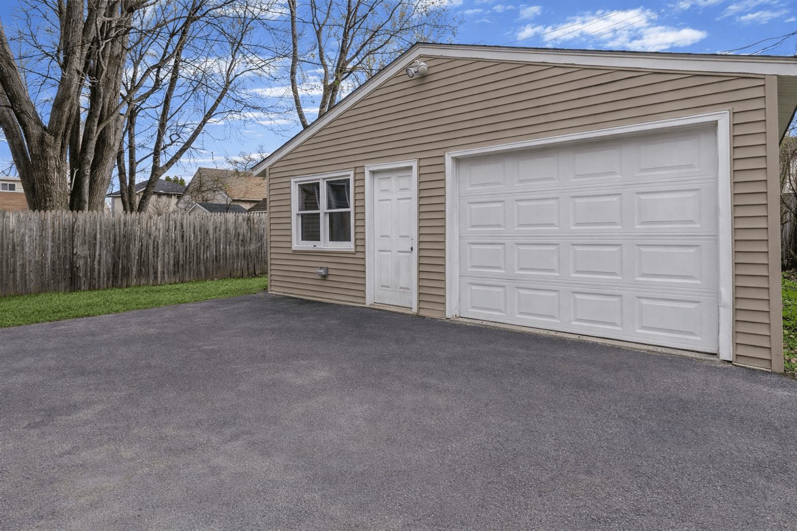 St. Paul House: 1498 Selby Ave
