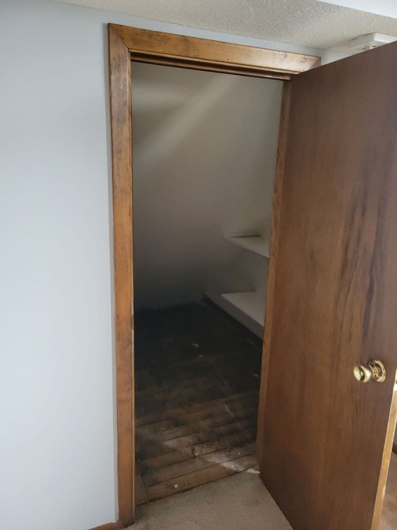 St. Paul House: 1633 Van Buren Ave