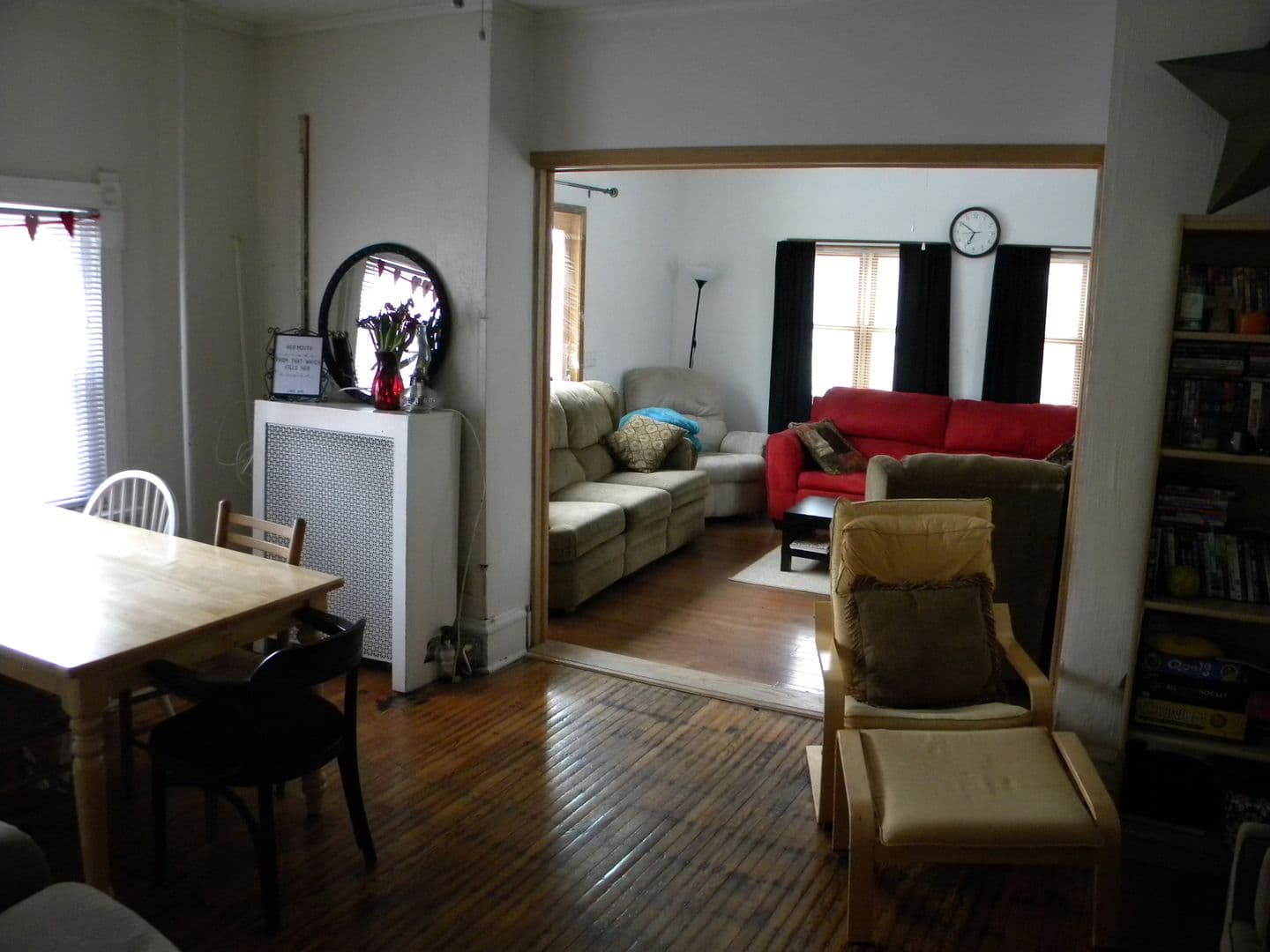 St. Paul Apartment: 2215 Como Ave