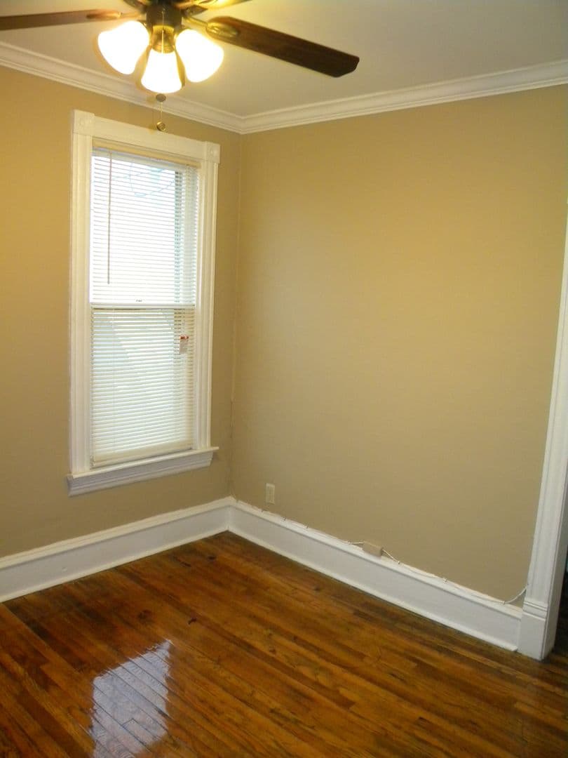 Minneapolis Apartment: 2929 Fillmore St NE