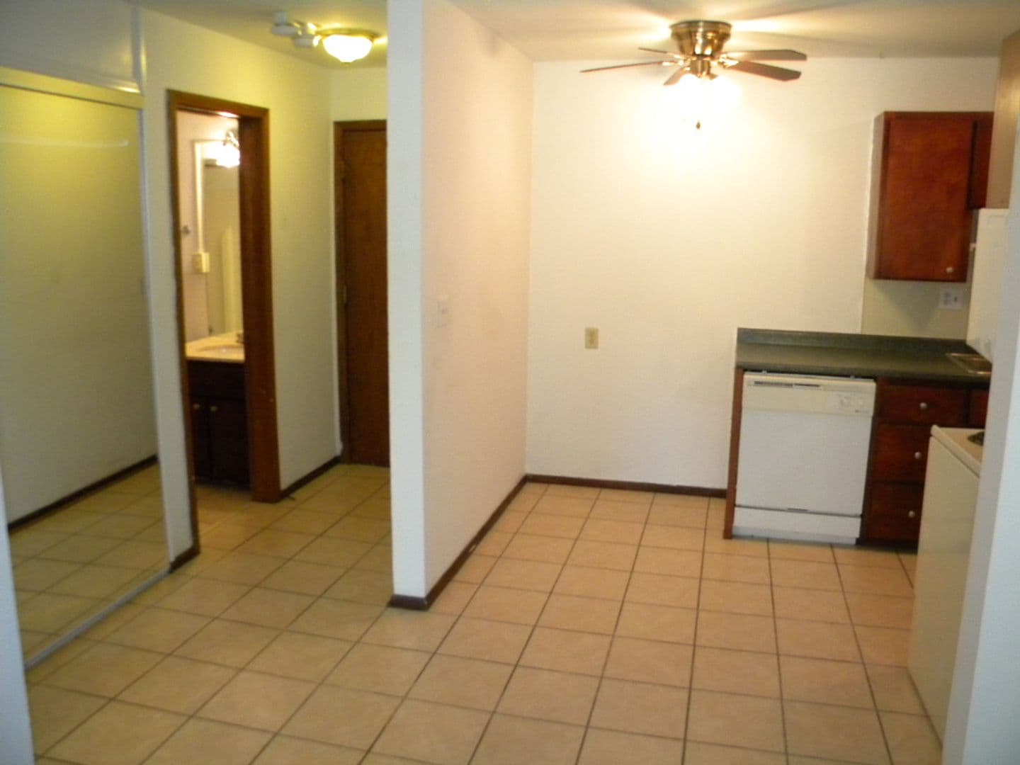 Minneapolis Apartment: 904-912 21st Ave S
