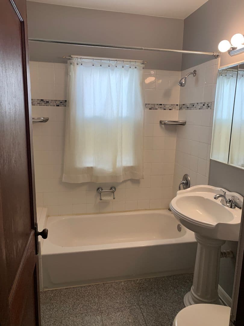 Minneapolis House: 1102 11th Ave SE