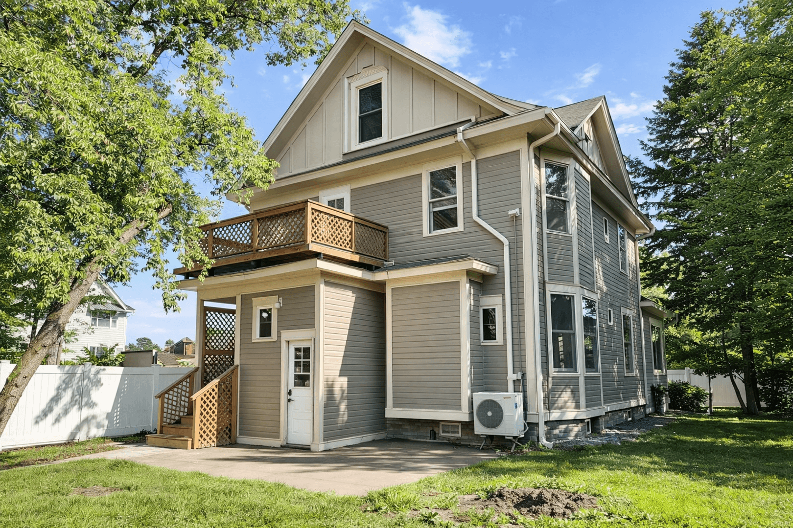 St. Paul House: 1595 Blair Ave