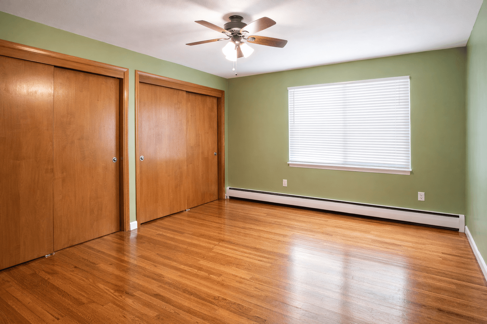 Minneapolis Apartment: 801 University Ave SE